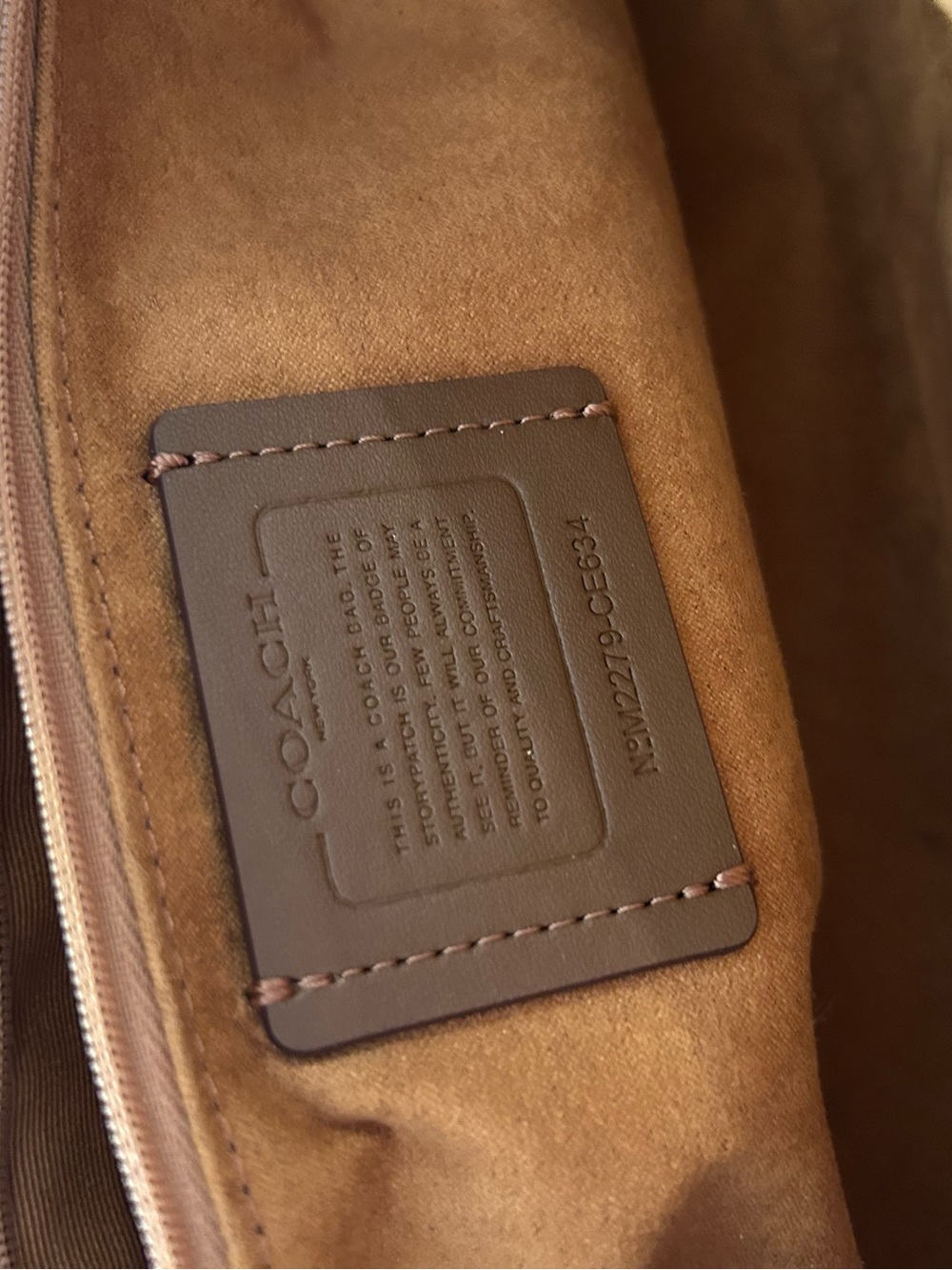 Coach Outlet Millie pale pistachio RARE  pebbled leather shoulder bag - Picture 6 of 11